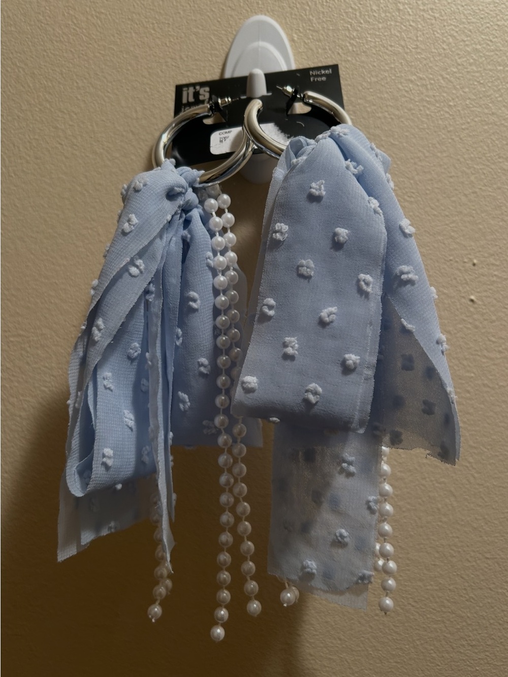 Light Blue Pom Pom Scarf Keychain with Pearl Tassels
